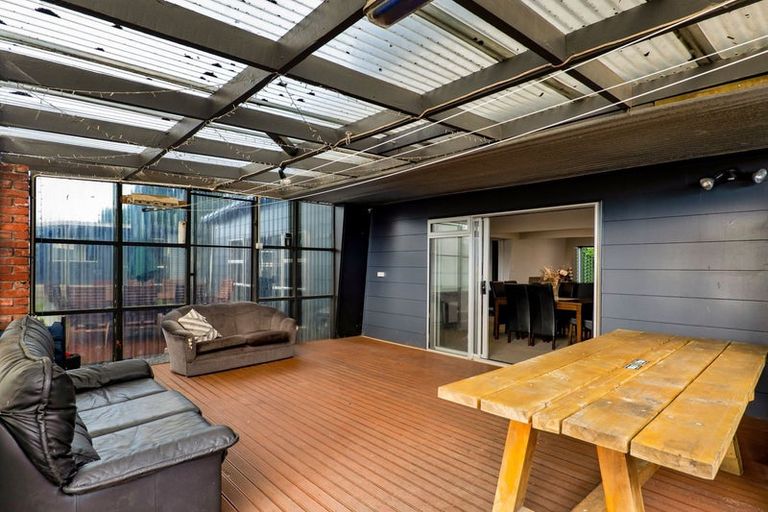 Photo of property in 52 Murray Avenue, Hawera, 4610