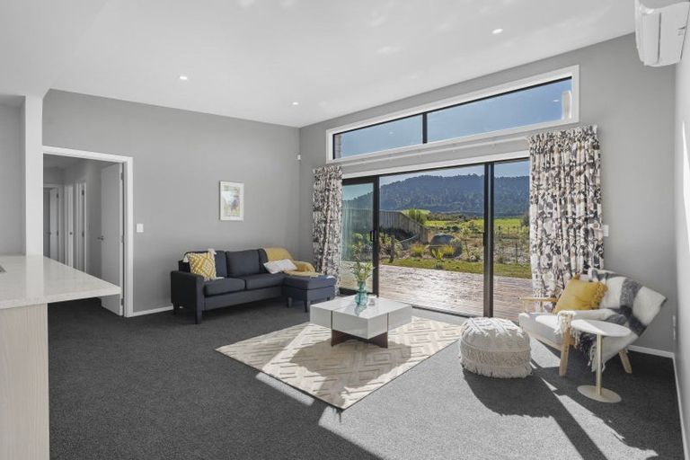 Photo of property in 66 Kowhai Crescent, Ohakune, 4625