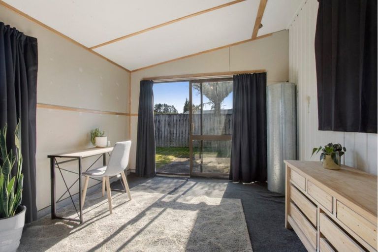 Photo of property in 37 Sutton Road, Te Horo, Otaki, 5582