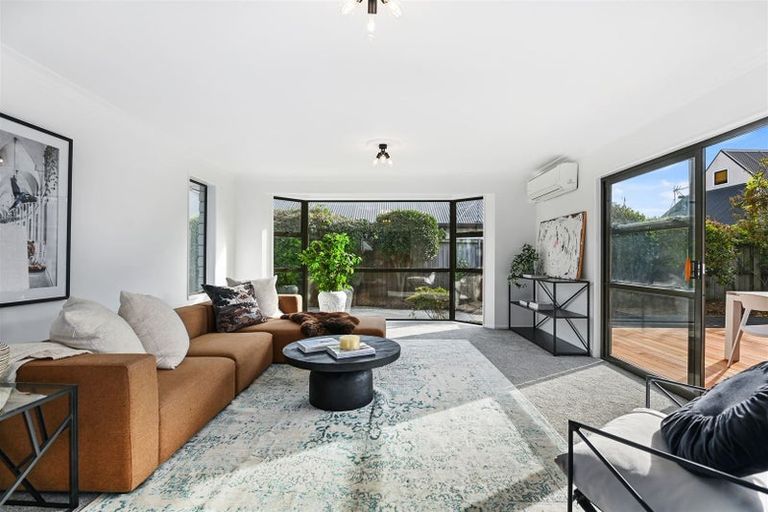 Photo of property in 57 Regency Crescent, Redwood, Christchurch, 8051