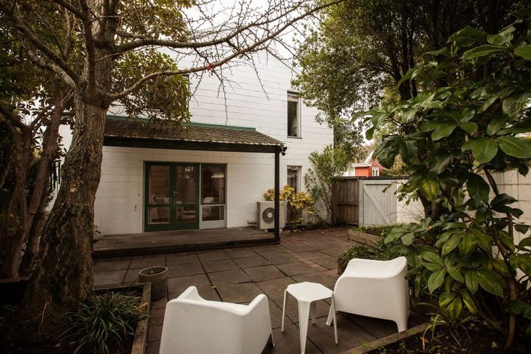 Photo of property in 1/16 Rossall Street, Merivale, Christchurch, 8014