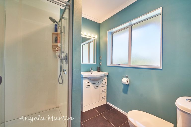 Photo of property in 96 Kelvin Grove Road, Kelvin Grove, Palmerston North, 4414