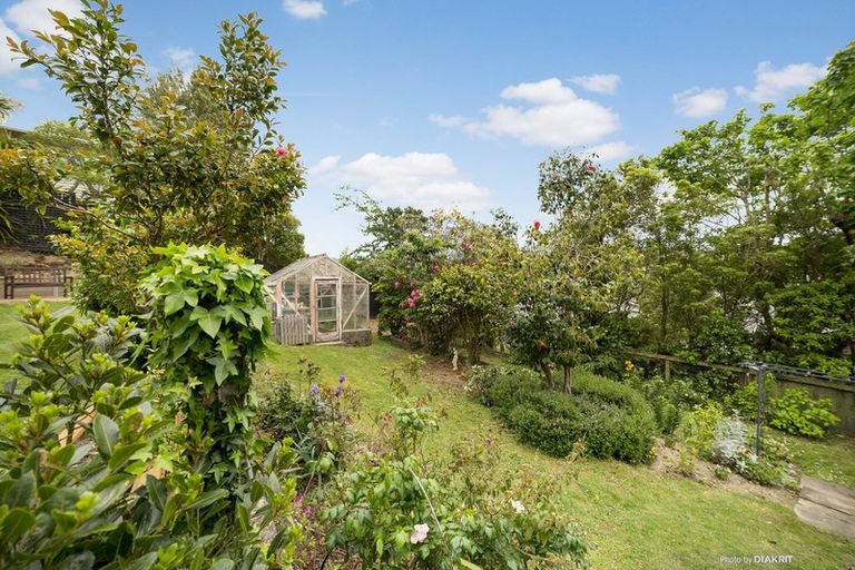 Photo of property in Karori Normal School, 2 Donald Crescent, Karori, Wellington, 6012