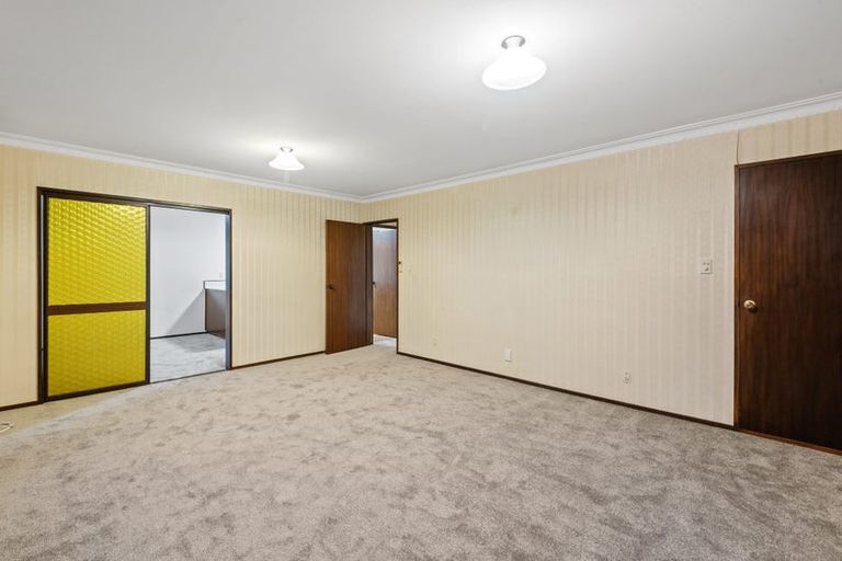 Photo of property in 1/15 Peverel Street, Riccarton, Christchurch, 8011