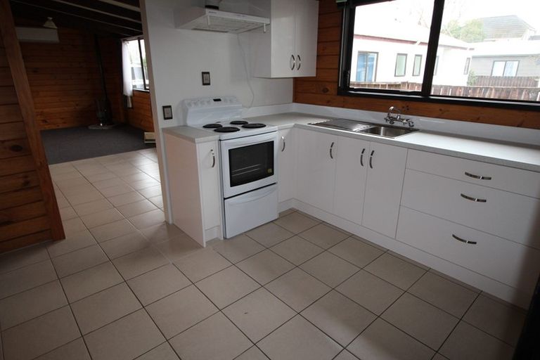 Photo of property in 7 Newton Place, Westbrook, Palmerston North, 4412