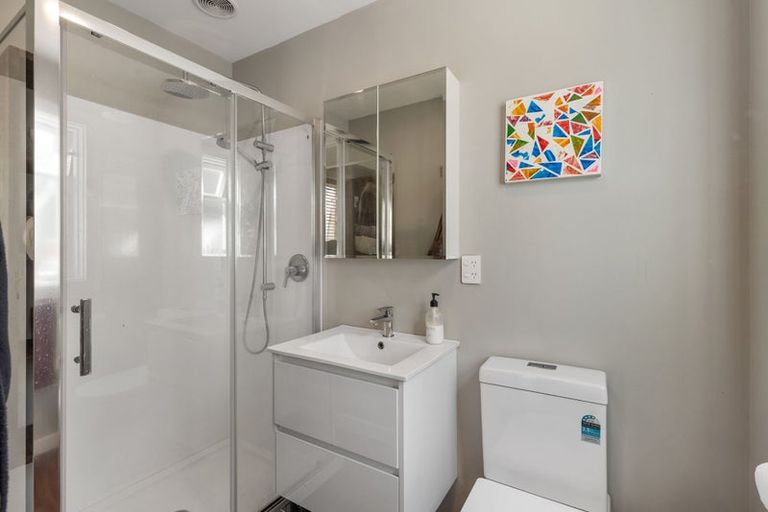 Photo of property in 56 Bowhill Road, New Brighton, Christchurch, 8083