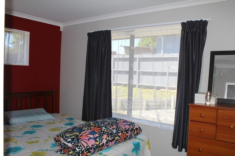 Photo of property in 14 Northridge Terrace, Massey, Auckland, 0614
