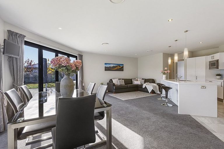 Photo of property in 11 Ethereal Crescent, Mount Pisa, Cromwell, 9383