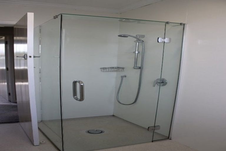 Photo of property in 63 Albert Street, Winton, 9720