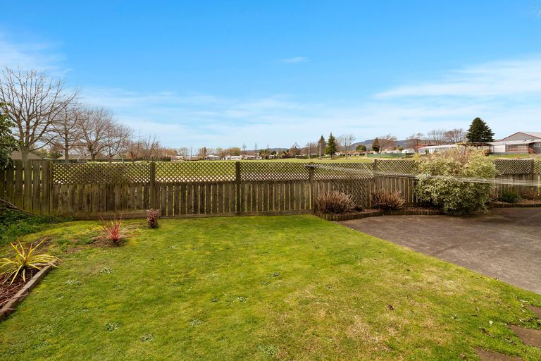 Photo of property in 9 Kirk Lane, Owhata, Rotorua, 3010