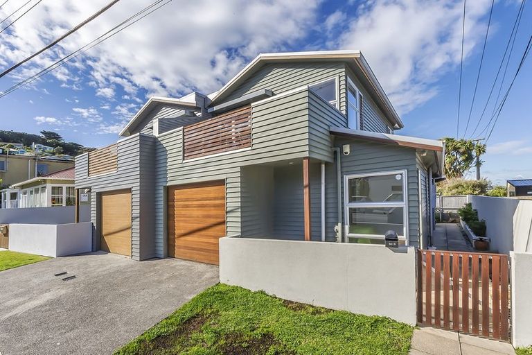 Photo of property in 50b Camperdown Road, Miramar, Wellington, 6022