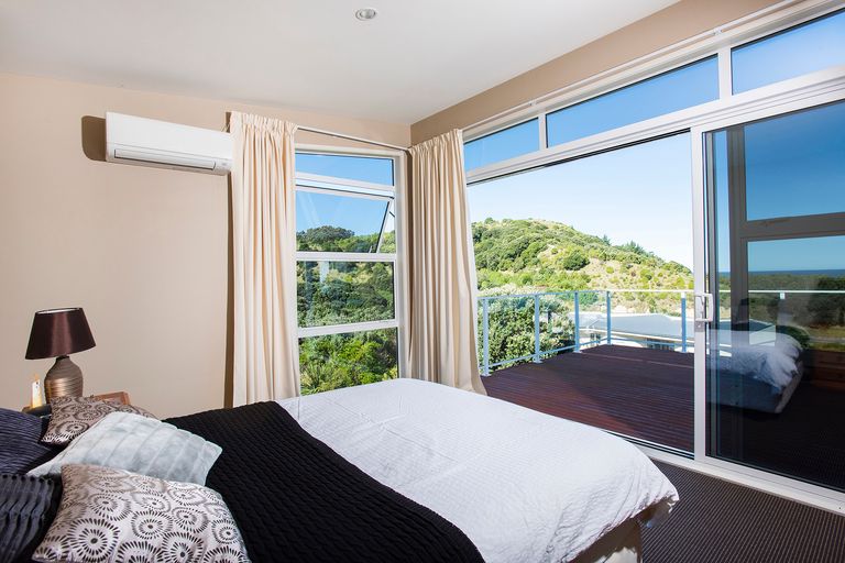 Photo of property in 30 Sirrah Street, Okitu, Gisborne, 4010