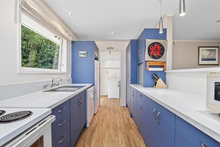 Photo of property in 1/11 Gibbs Place, Kinloch, Taupo, 3377