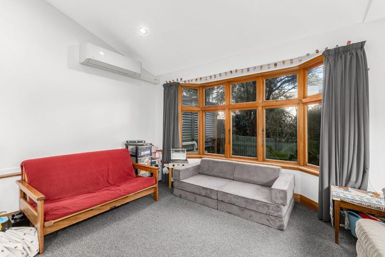 Photo of property in 152 Russell Terrace, Berhampore, Wellington, 6023