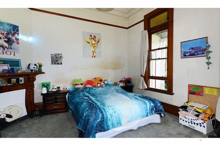 Photo of property in 66 Timaru Road, Waimate, 7924