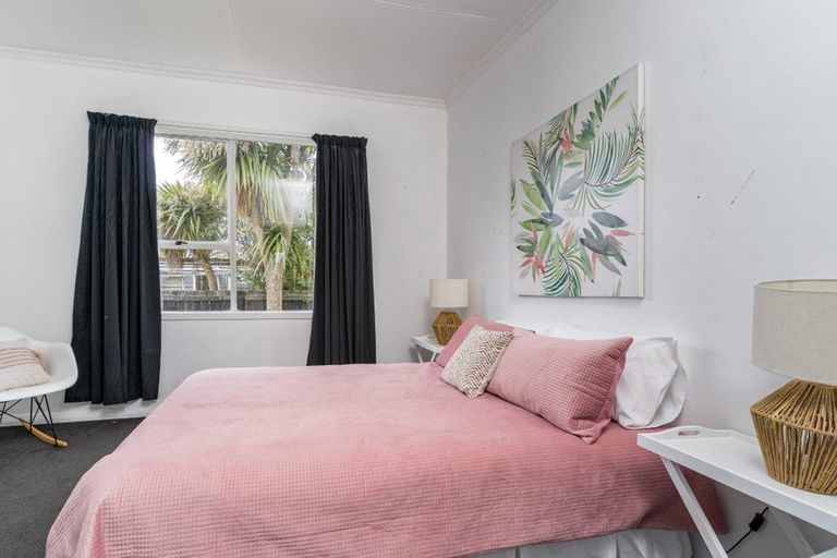 Photo of property in 8 Mill Street, Milton, 9220