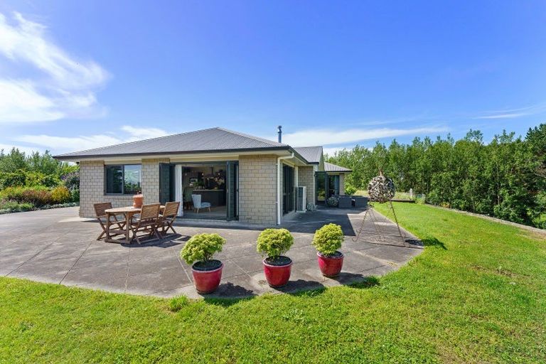 Photo of property in 205 Taylors Road, Otaki, 5583