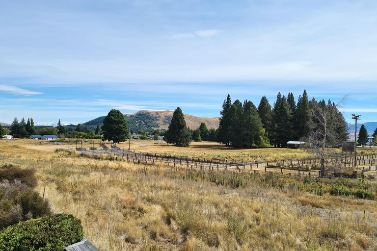 Photo of property in 9 Dwyer Place, Lake Tekapo, 7999