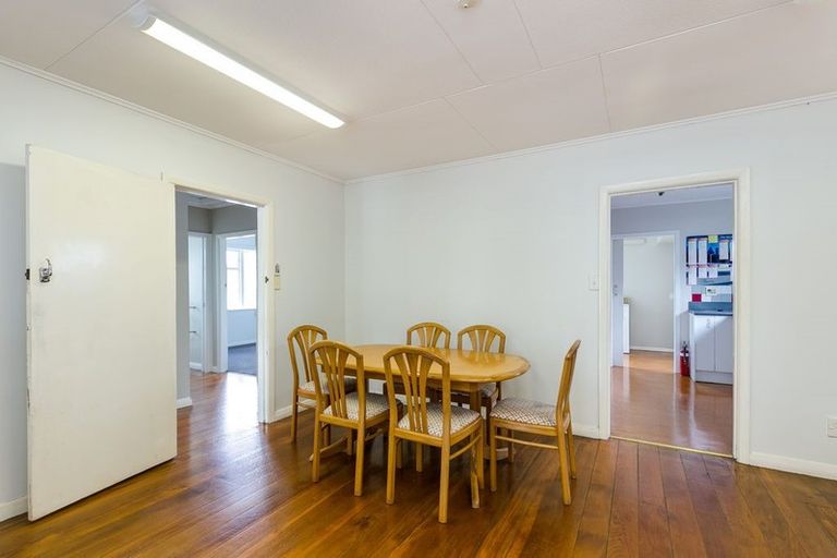Photo of property in 9 Hollies Crescent, Johnsonville, Wellington, 6037