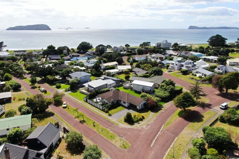 Photo of property in 2 Mccall Avenue, Pauanui, Hikuai, 3579