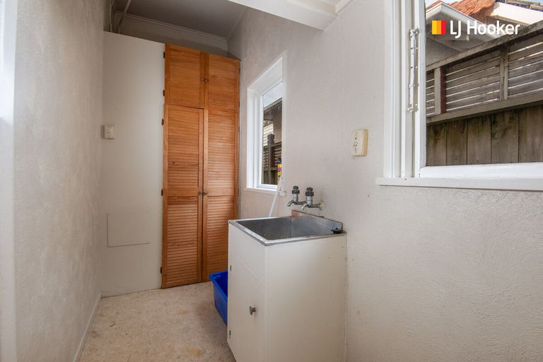 Photo of property in 92 Queens Drive, Saint Kilda, Dunedin, 9012