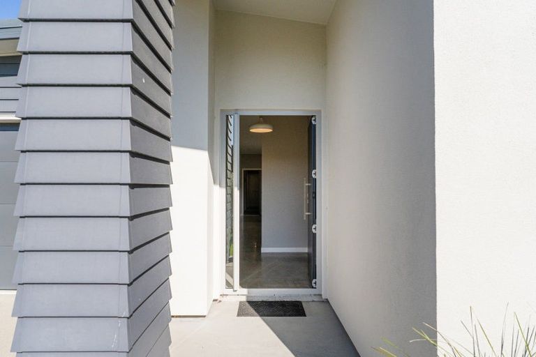 Photo of property in 35 Saint Andrews Drive, Pauanui, Hikuai, 3579