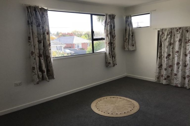 Photo of property in 2a Barclay Place, Burwood, Christchurch, 8061