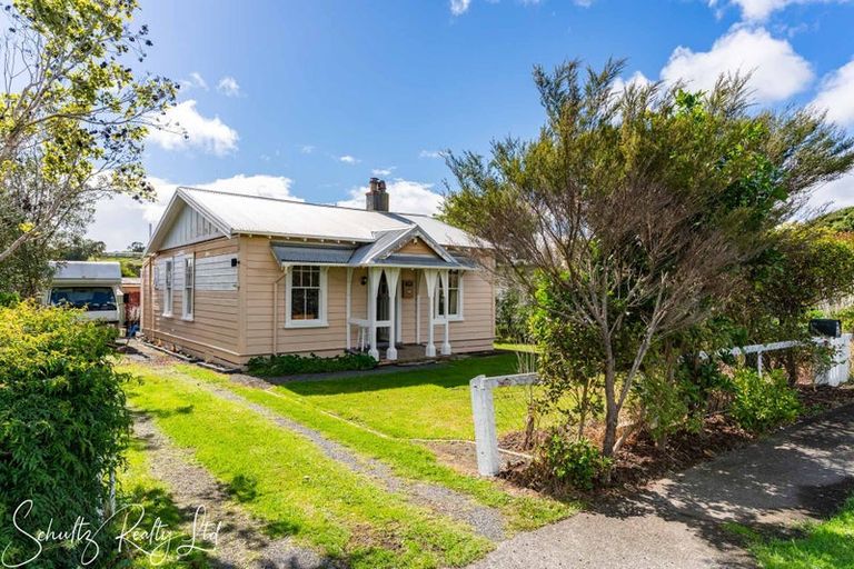 Photo of property in 1056 State Highway 12, Maungaturoto, 0583