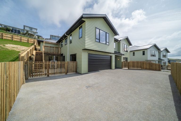 Photo of property in 5 Swinton Place, Churton Park, 6037