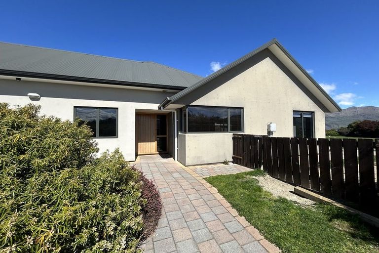 Photo of property in 361 Aubrey Road, Wanaka, 9305
