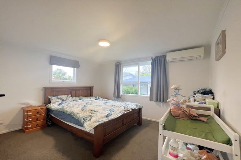 Photo of property in 8 Gossamer Drive, Pakuranga Heights, Auckland, 2010