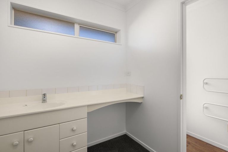 Photo of property in 32 Shepherd Road, Kerikeri, 0230