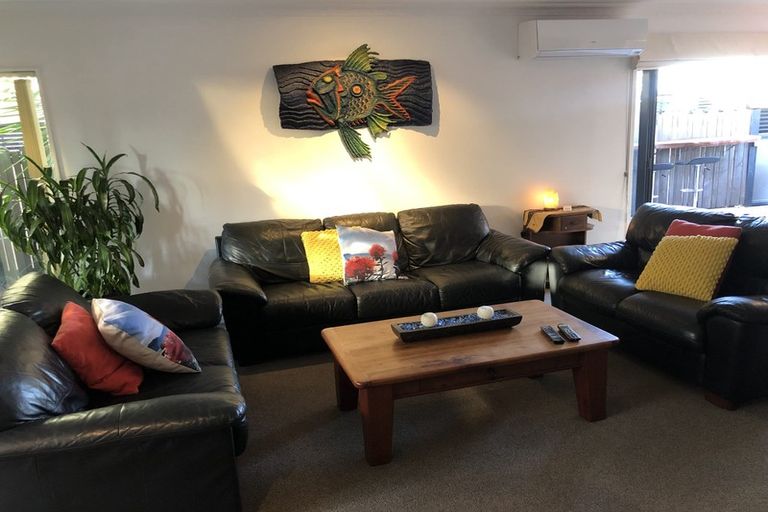 Photo of property in 52 Sunrise Avenue, Mount Maunganui, 3116