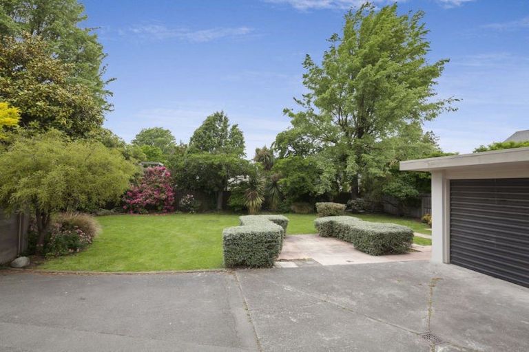 Photo of property in 21a Snowdon Road, Fendalton, Christchurch, 8052