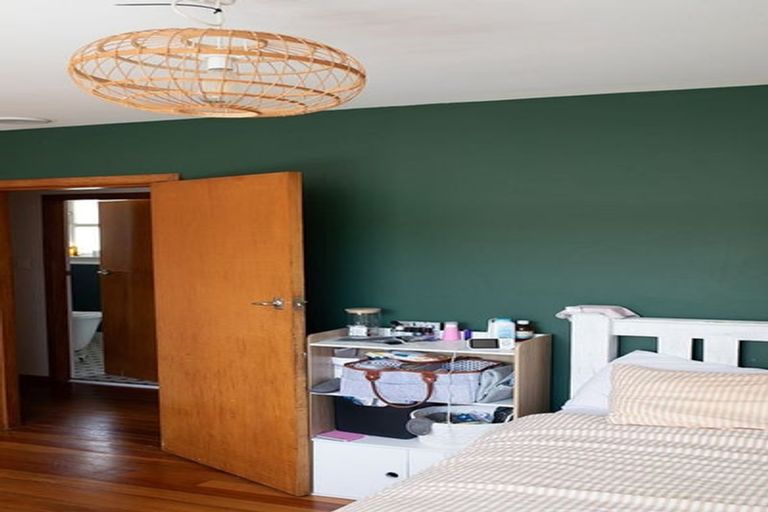 Photo of property in 3 Sunny Grove, Wainuiomata, Lower Hutt, 5014