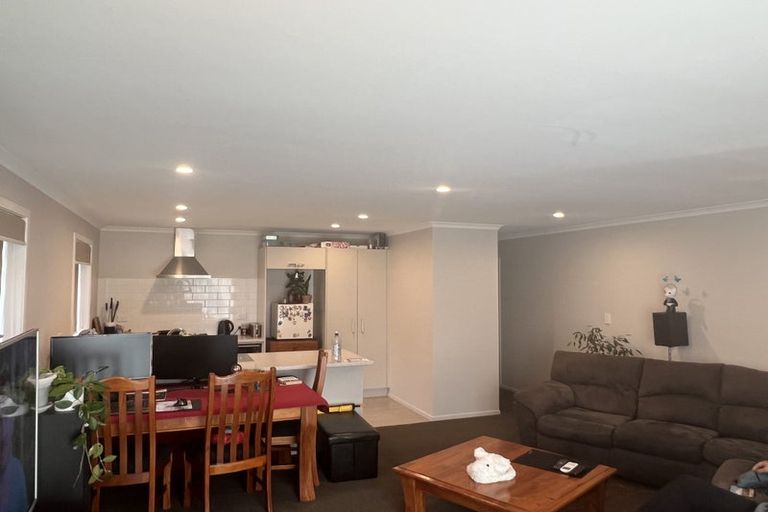 Photo of property in 11 Faber Place, Rototuna North, Hamilton, 3210