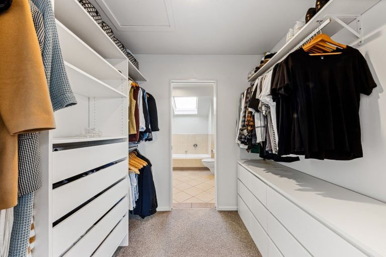 Photo of property in 49a Dignan Street, Point Chevalier, Auckland, 1022