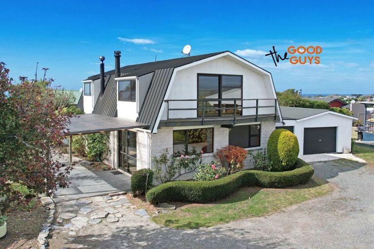 Photo of property in 17 Burnett Street, Kakanui, Oamaru, 9495