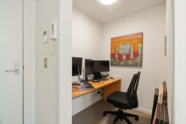 Photo of property in 61d Earls Road, Saint Clair, Dunedin, 9012