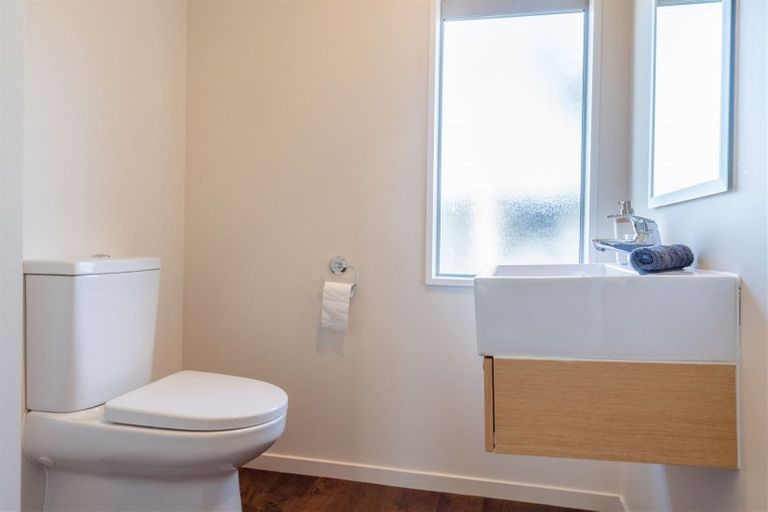 Photo of property in 4 Handley Crescent, Wigram, Christchurch, 8042