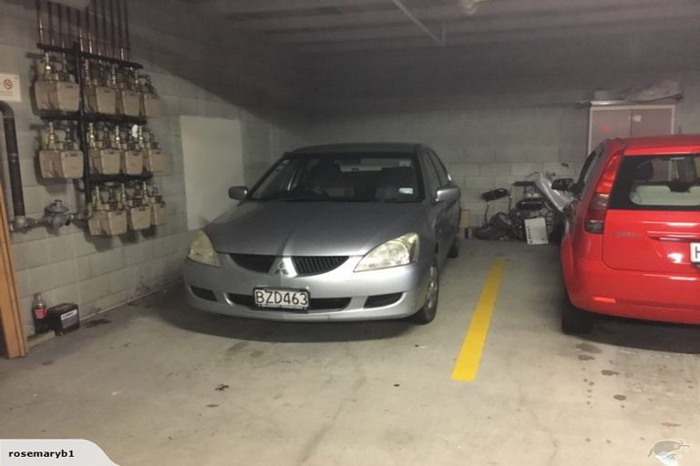 Photo of property in 8/8 Girton Terrace, Mount Cook, Wellington, 6021