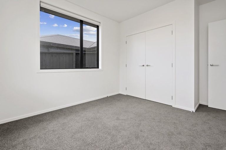 Photo of property in 1/17 Tudor Crescent, Chedworth, Hamilton, 3210