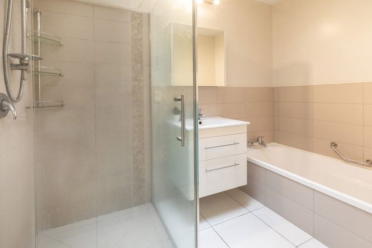 Photo of property in 1/10 Parr Place, Ilam, Christchurch, 8041