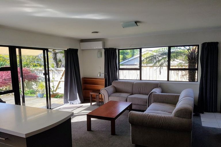 Photo of property in 1/10 Everingham Place, Sunnyhills, Auckland, 2010