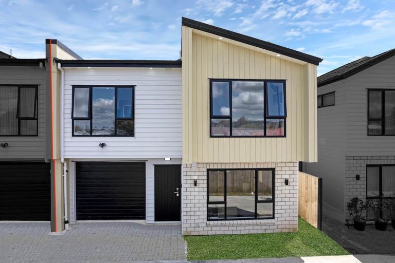 Photo of property in 70c Cargill Street, Papakura, 2110
