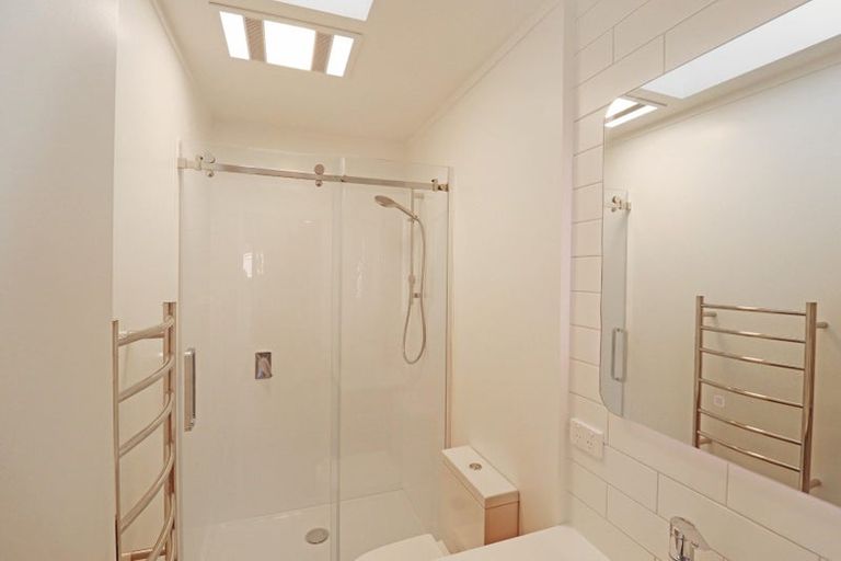 Photo of property in 23a Fraser Crescent, Elderslea, Upper Hutt, 5018