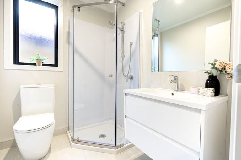 Photo of property in 23 Waruhia Crescent, Rototuna North, 3281