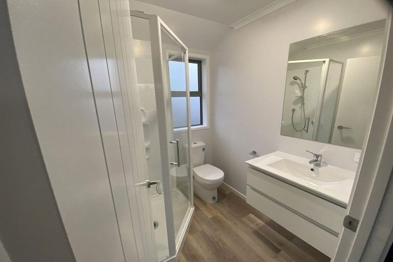 Photo of property in 5a Hinau Street, Tawa, Wellington, 5028