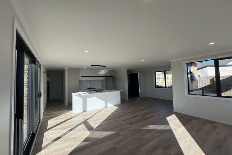 Photo of property in 33 Crest Rise, Flagstaff, Hamilton, 3210