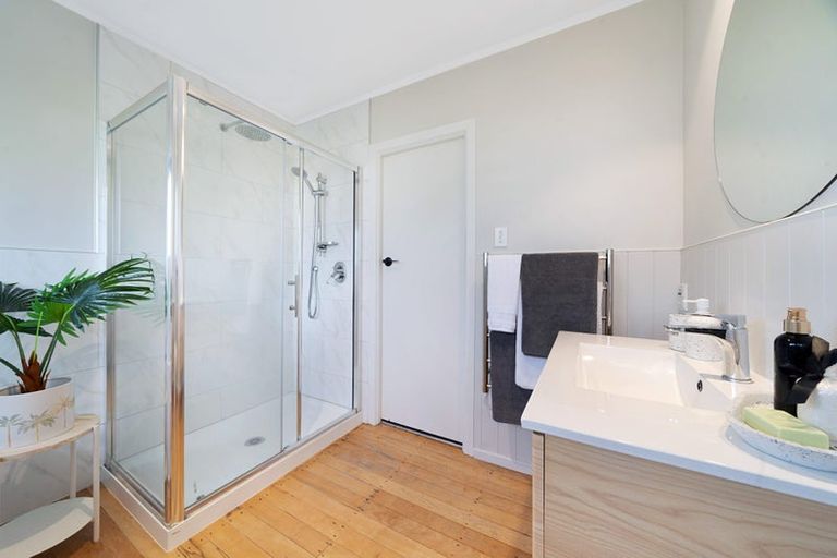 Photo of property in 99 Hetherington Road, Ranui, Auckland, 0612